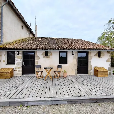 Le Moulin Du Fresne, D'hotes Guest house